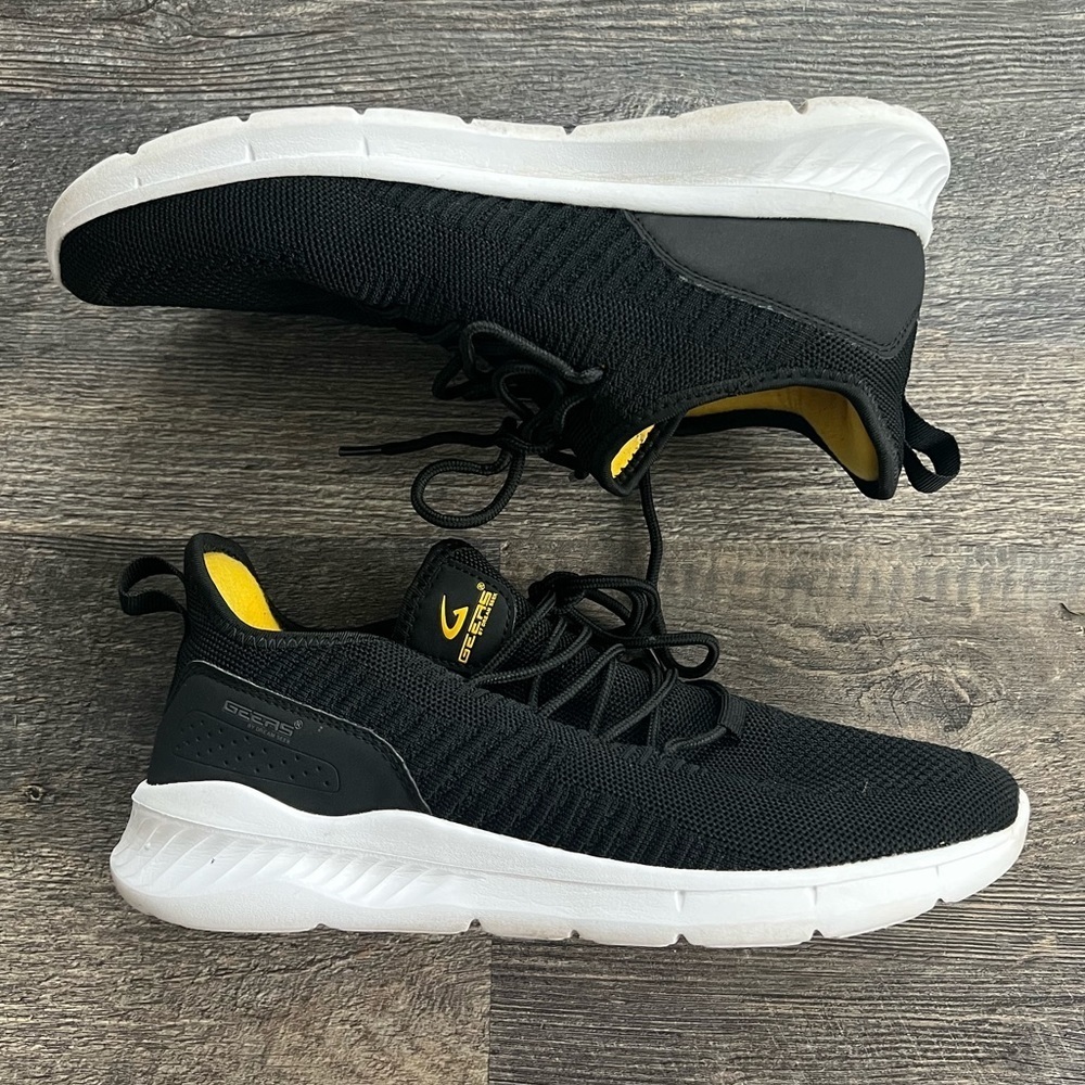 Geers by Dream Seek Black Yellow Tennis Shoes Sneakers 8.5
